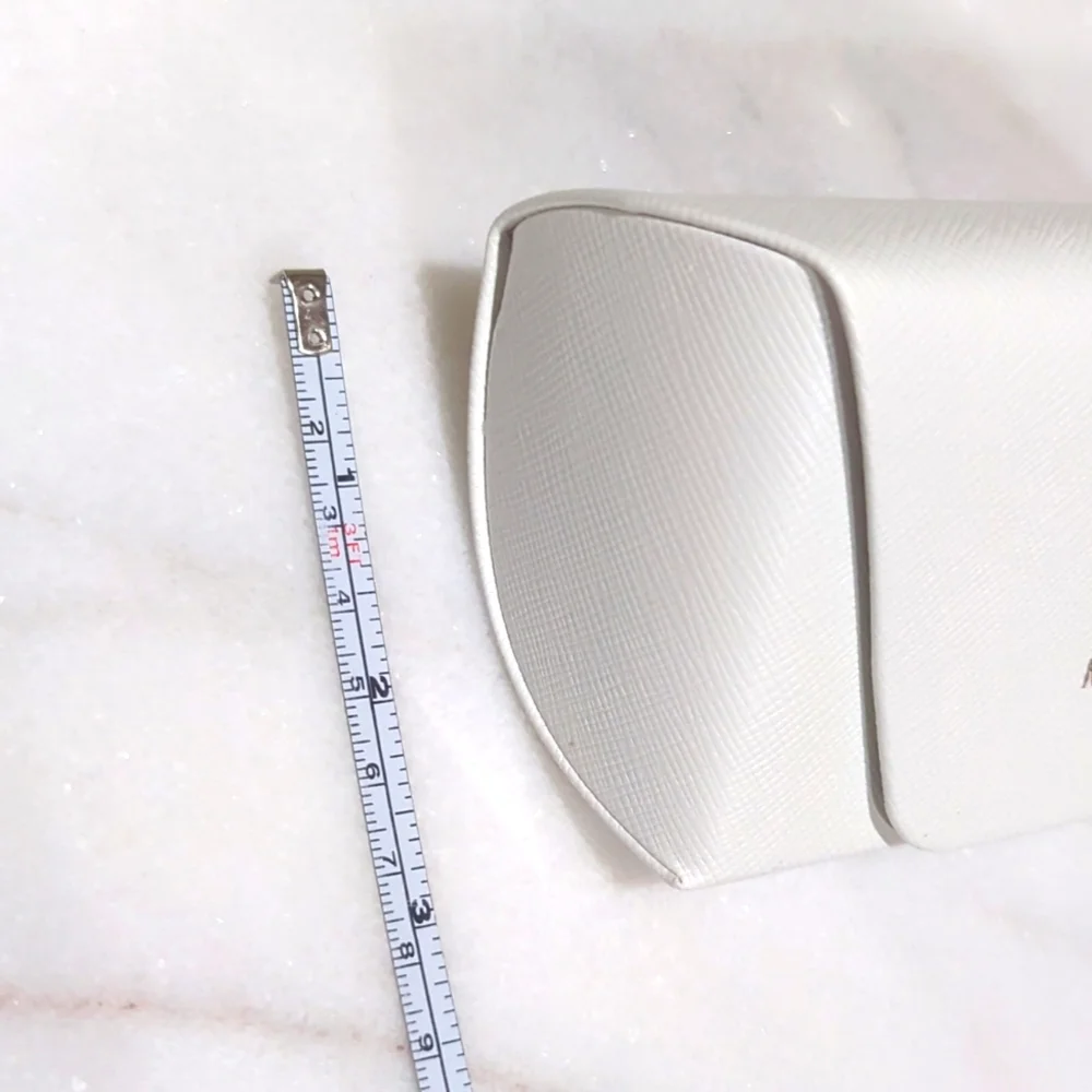 Michael Kors Sunglasses Case - Picture 6 of 8